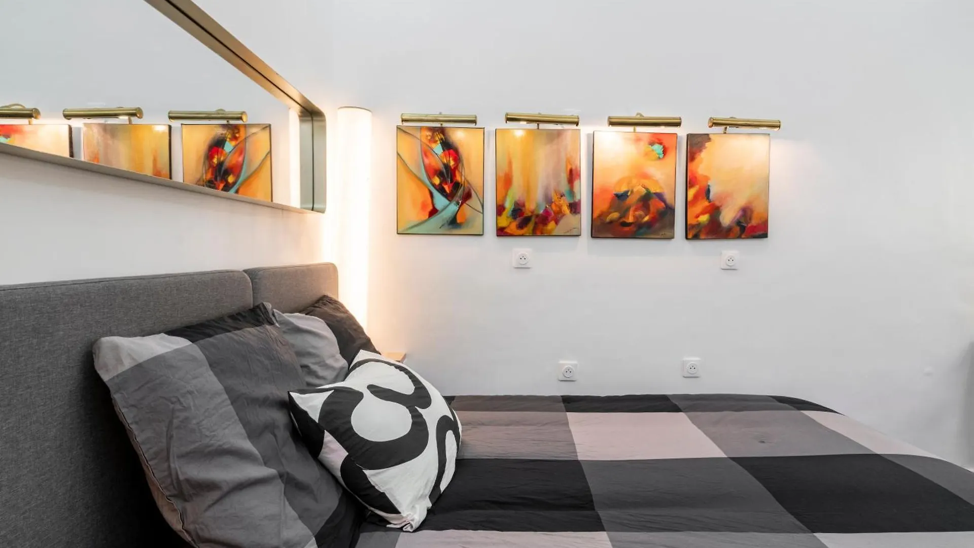 Gold Gate Apt باريس